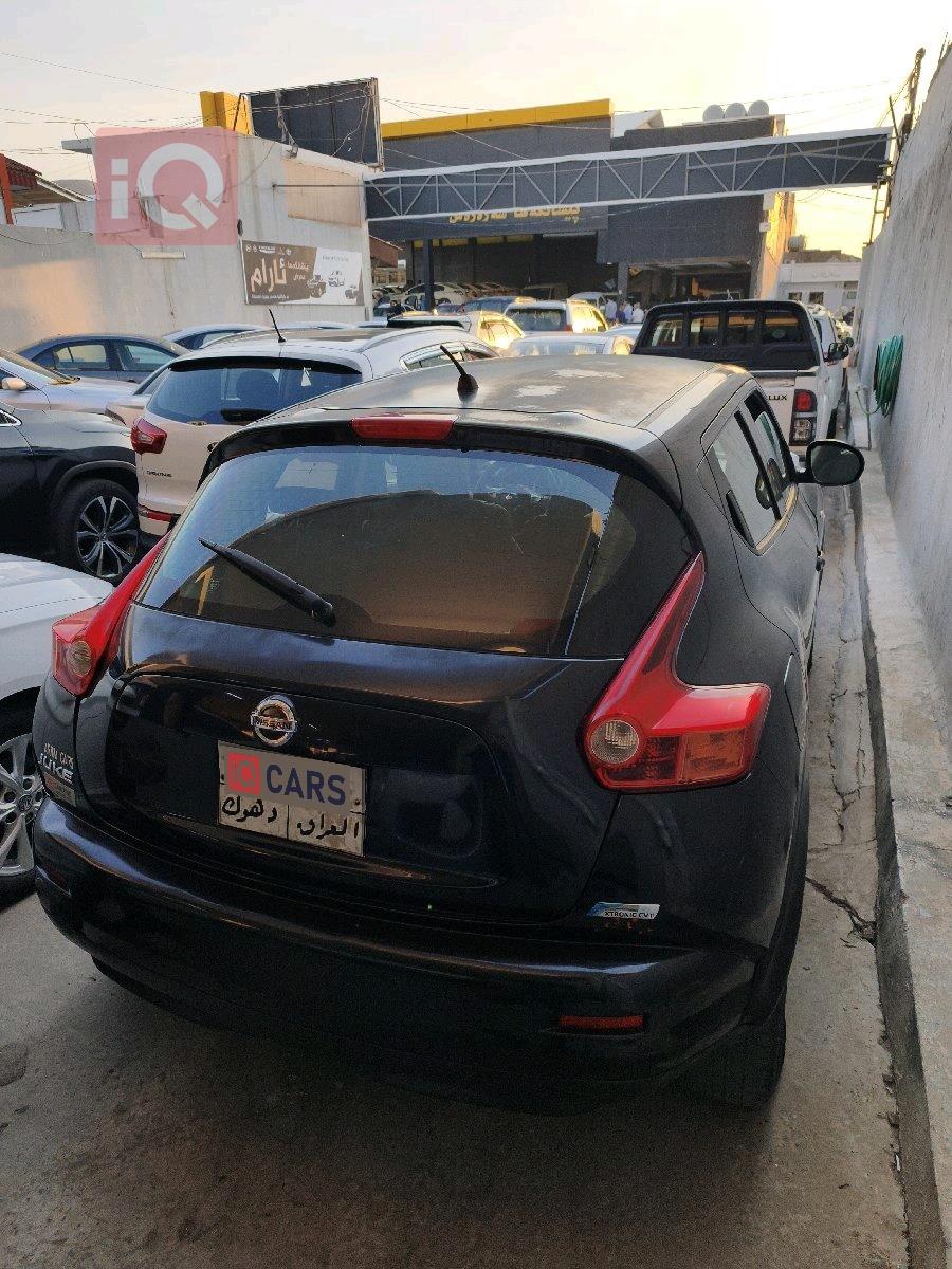 نيسان جوك